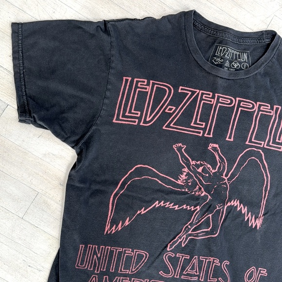 Vintage Unisex Led Zeppelin T-Shirt black with red print size US M - Picture 2 of 6